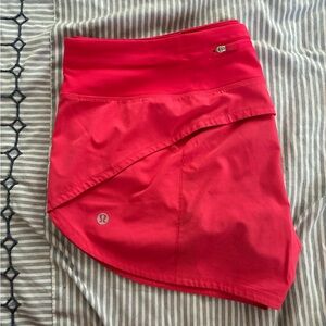 Lululemon Speed Up High-Rise Shorts in the color "Sonic Pink". Sz 10.